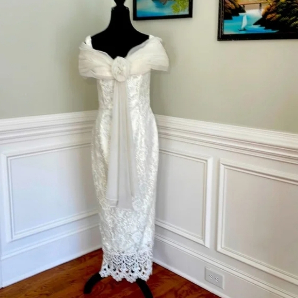 Romantic wedding dress